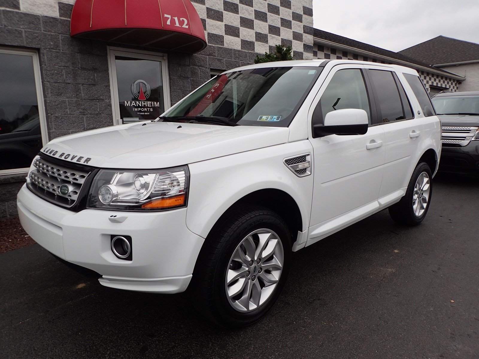 Pre-Owned 2014 Land Rover LR2 HSE NAV Sport Utility in Manheim #383368